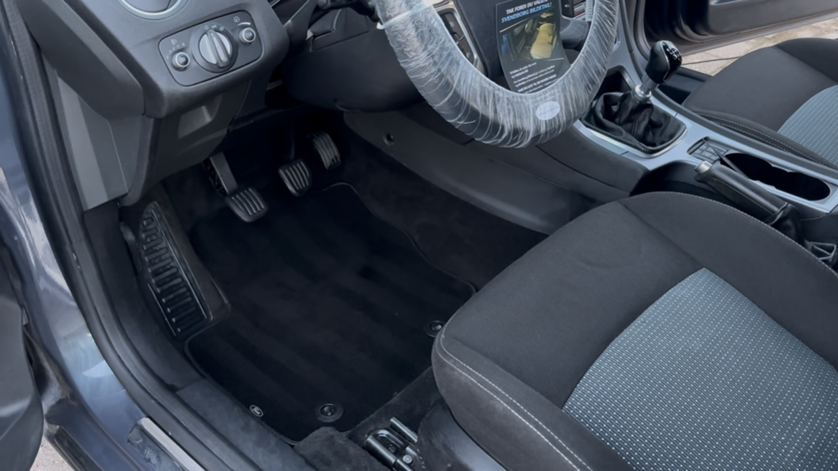 Bil efter bilrengøring i Svendborg